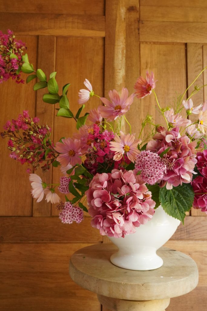 Composition de fleurs d'été